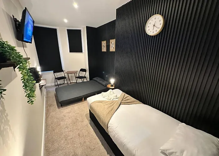 Amsterdam Hotel London