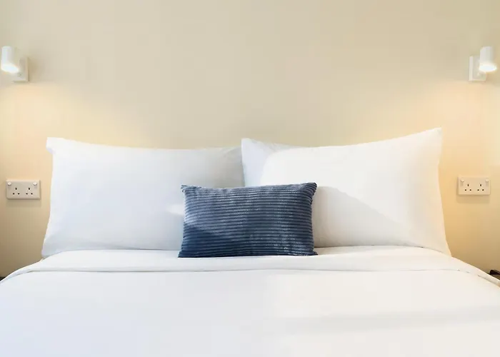 The Aberdeen Harbour By Ovolo Hongkong