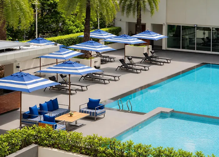 เซ็นเตอร์พอยท์ สุขุมวิท ทองหล่อ Hotel กรุงเทพมหานคร