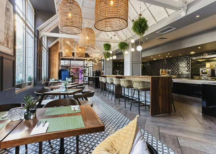 Onomo Hotel Cape Town - Inn On The Square