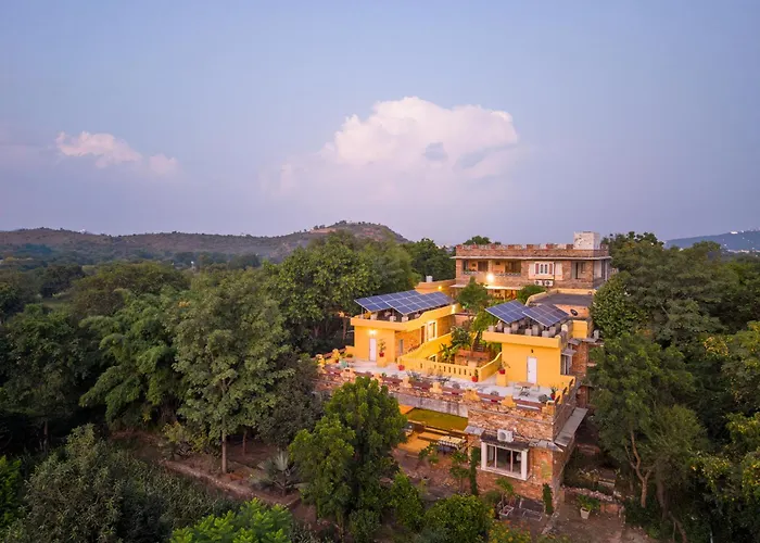 Devra Udaipur Hotel