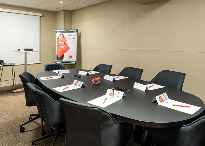 Ibis Paris Alesia Montparnasse Hotel