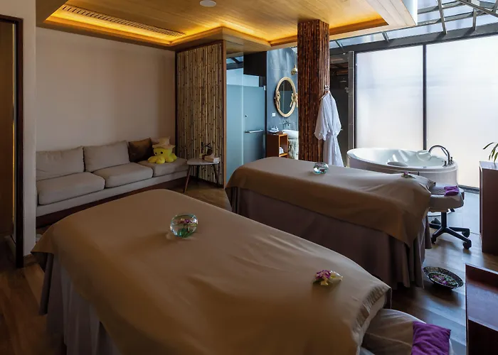 Sinae Phuket Hotel
