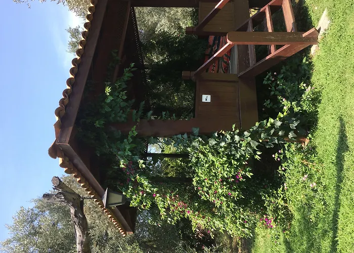 Emel Pension Güzelçamlı