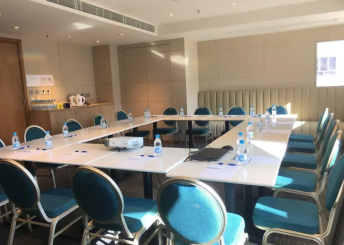 Holiday Inn Express Hong Kong Mongkok By Ihg