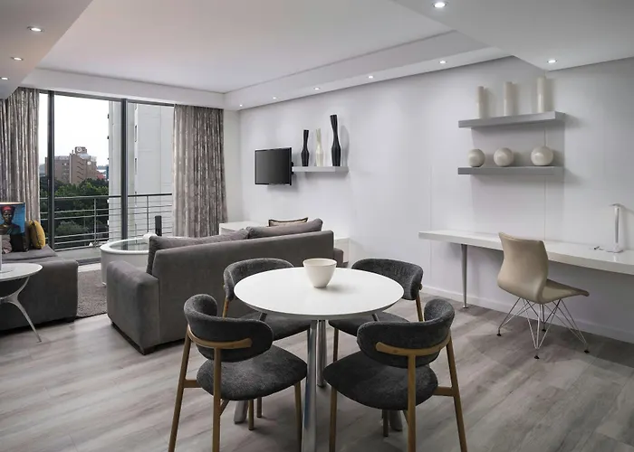 Protea Hotel By Marriott Cape Town North Wharf