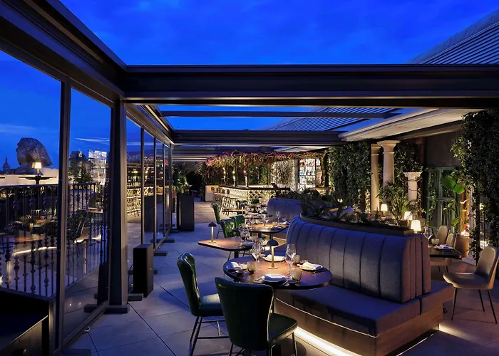 Anantara Palazzo Naiadi Rome Hotel - A Leading Hotel Of The World