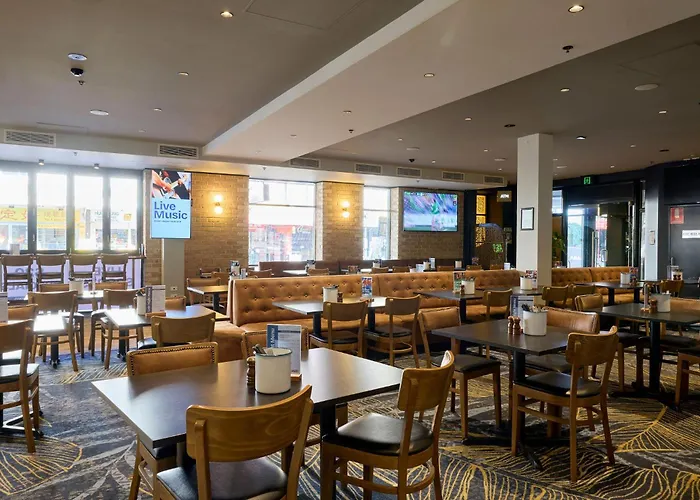 Oasis On Beamish Hotel Sydney
