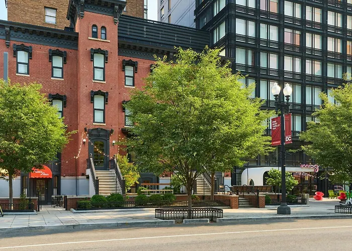 Hotel Moxy Washington, Dc Downtown