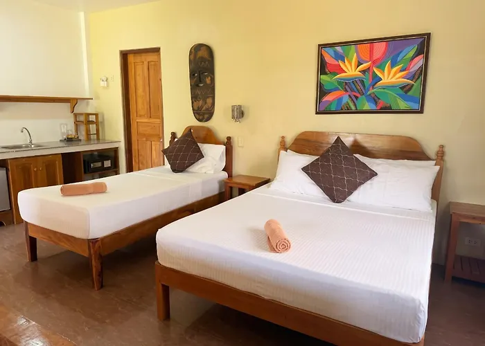 Eastwind Beach Club- El Nido