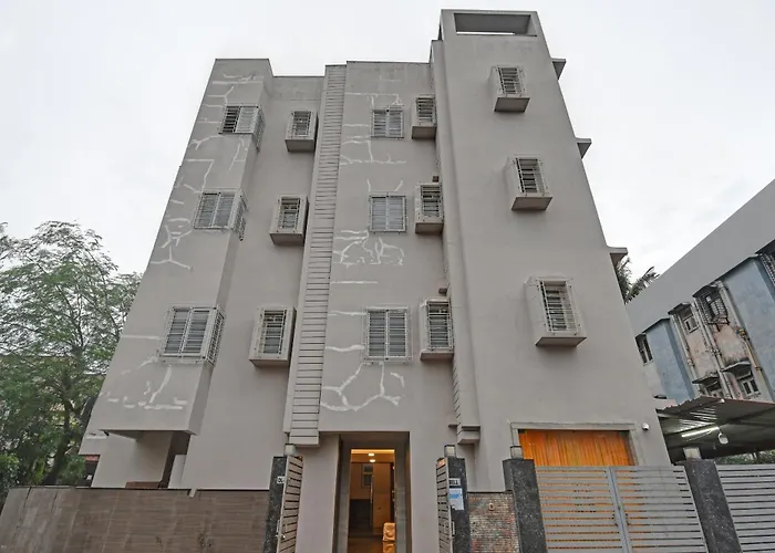 Super Townhouse Hotel All In One Near City Centre Salt Lake Kolkata