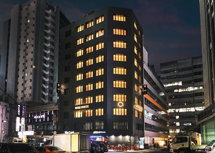 Uh Suite Central Seoul