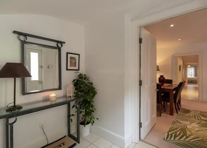 Spectacular 2 Bedroom Apartment With Sunny Garden & Terrace Dublin