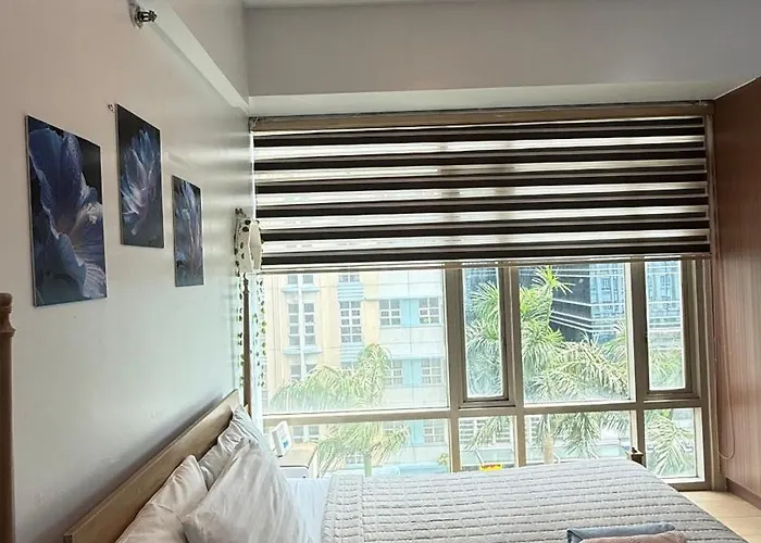 Henry'S Newport Condotel Pasay