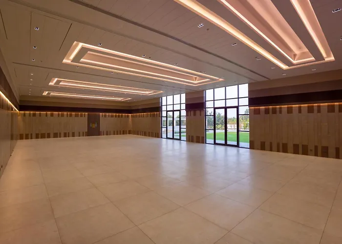 Palm Springs Resort Nashik