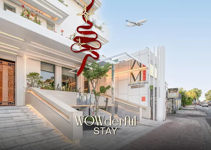 M Village Nguyễn Kiệm - Cosmo Airport Hotel TP. Hồ Chí Minh