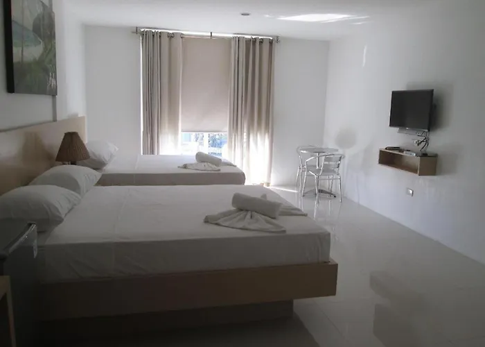 Jeffrey S Hotel Balabag 