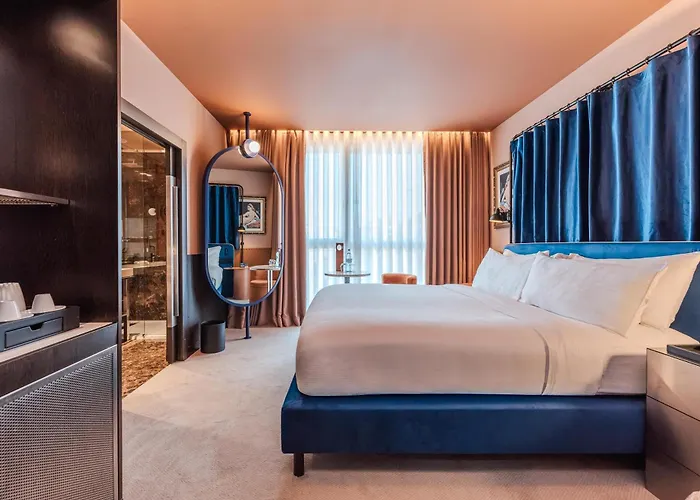 Cenica Porto Hotel, Curio Collection By Hilton