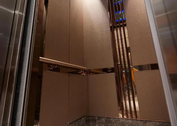 Elysion Place Hotel Causeway Bay Hong Kong