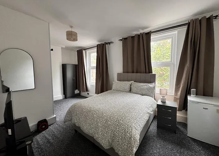 Oxborne Rooms Uk - Plaistow London