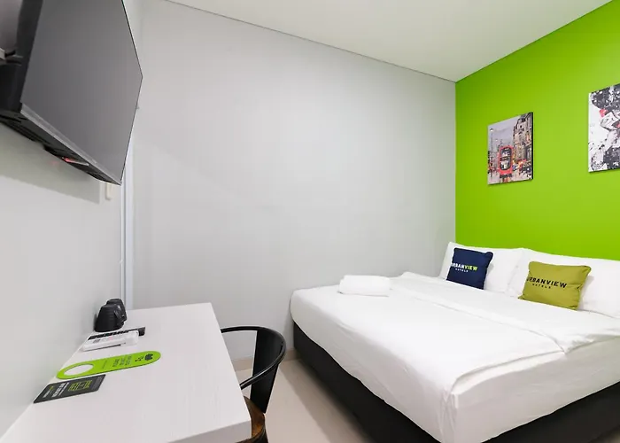Urbanview Green Lake Sunter Residence Jakarta
