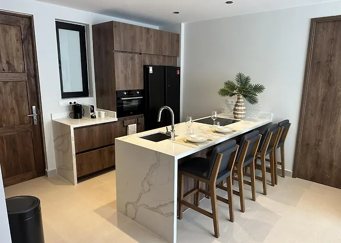 Bocobay Majestic Apartments Willemstad