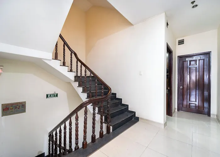 Collection O District 10 Near Van Hanh Hospital Formerly Lan Rung Hotel TP. Hồ Chí Minh