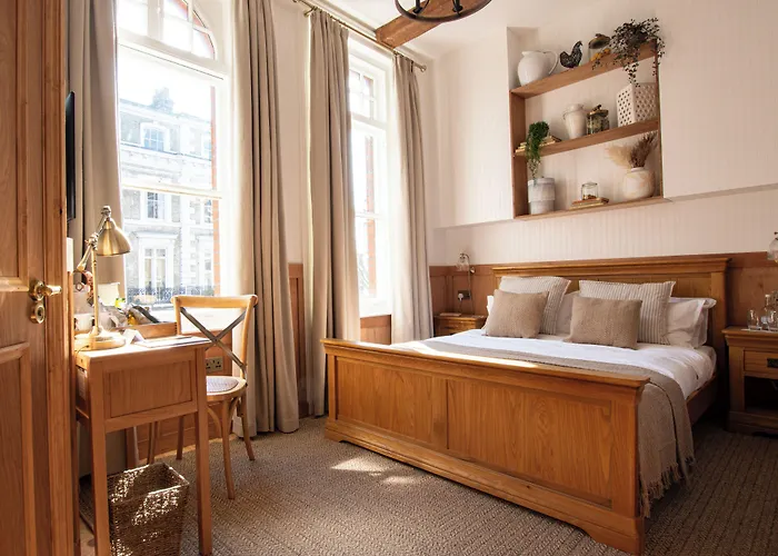 The Old Farmhouse Pub And Rooms London