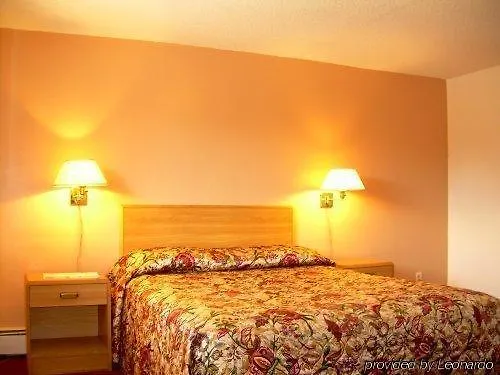Pelican Motel Niagara Falls