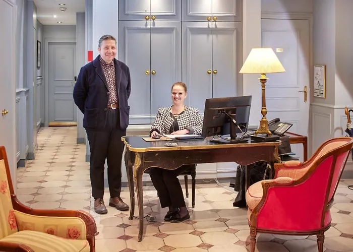 Le Relais Saint Honore Paris