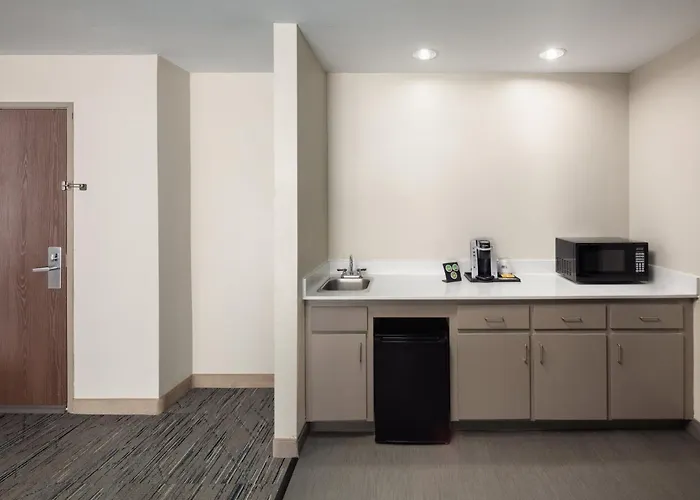 Holiday Inn Express Hotel & Suites Cherry Hills By Ihg Irvington