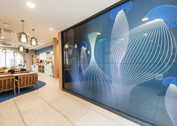 Ibis Styles La Rochelle Centre Vieux Port Hotel