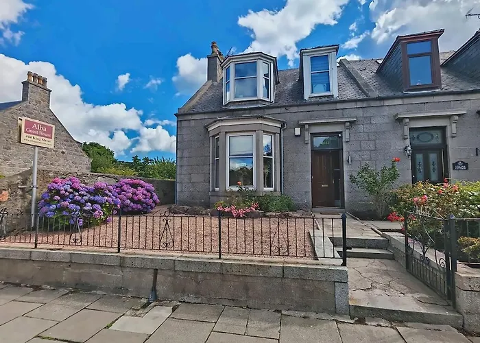 Alba Guest House Aberdeen