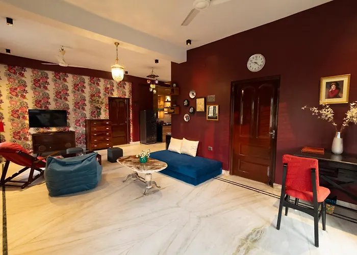 J'S Nest Hotel Kolkata