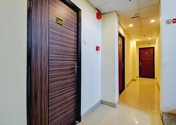 Hotel O Majestic Inn Kolkata
