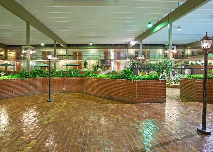 Ramada By Wyndham Indiana Hotel