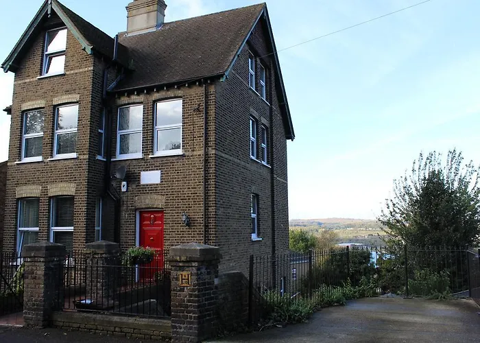 Botleigh Villa Rochester 