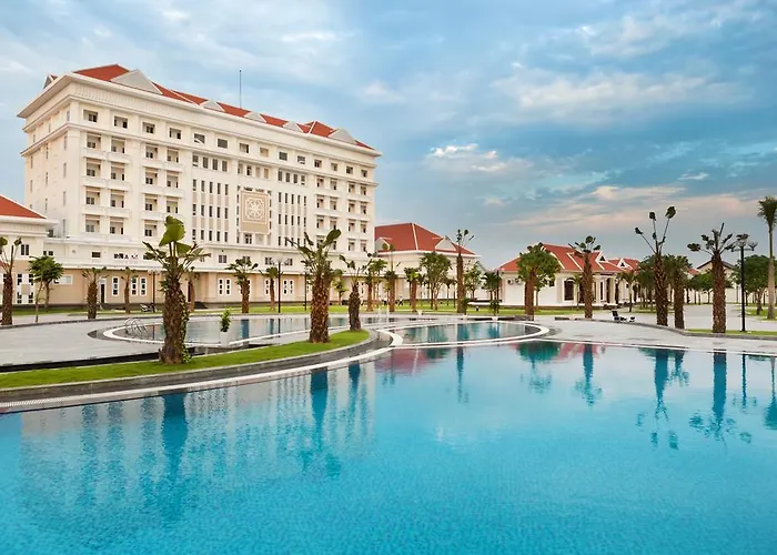 Ban Thach Riverside Hotel & Resort Tam Kỳ