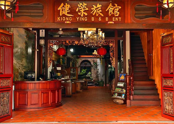 Kuching Waterfront Lodge