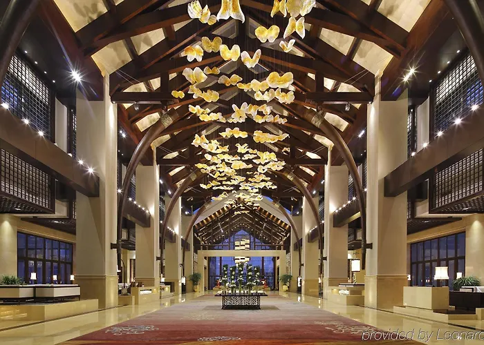 Kunming Business Hotel