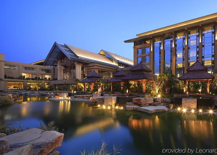 Kunming Business Hotel
