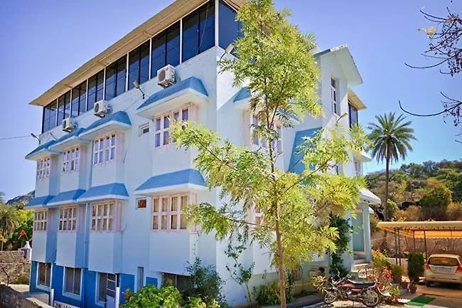 Hotel Blue Valley Mount Abu