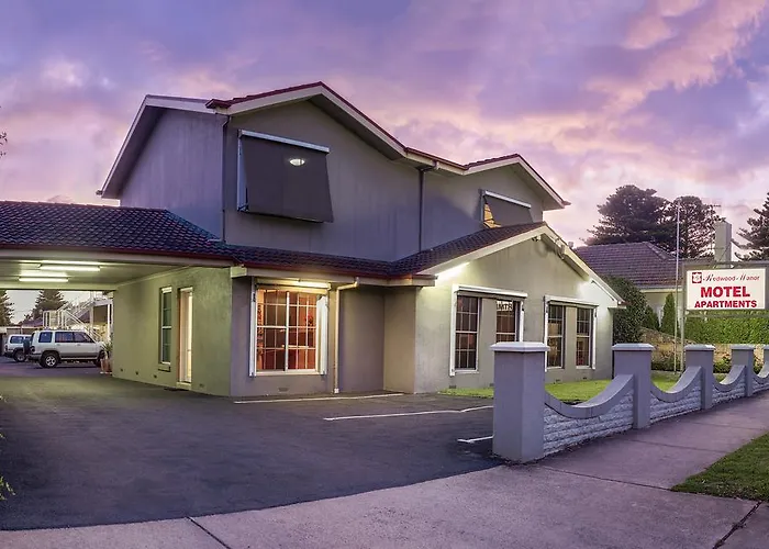 Redwood Manor Motel Apartments Warrnambool