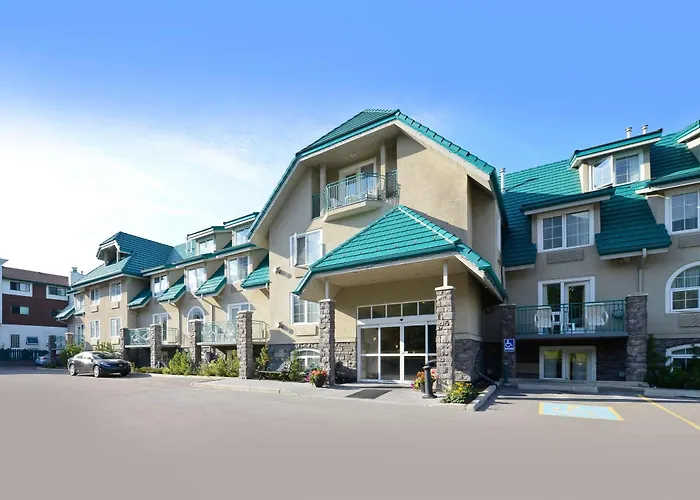Pocaterra Inn & Waterslide Canmore