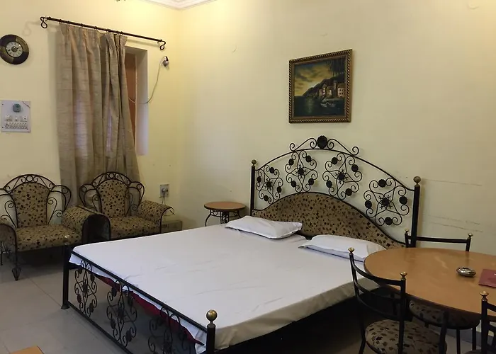 Central Hotel Lucknow