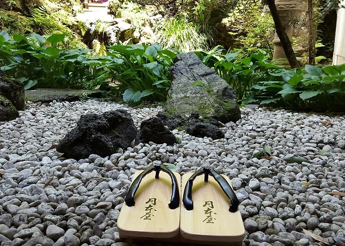 Tsukimotoya Ryokan Toyooka 