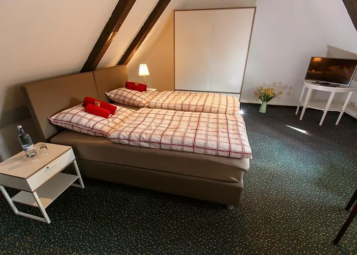 Pension Altes Burghotel Neustadt-Glewe