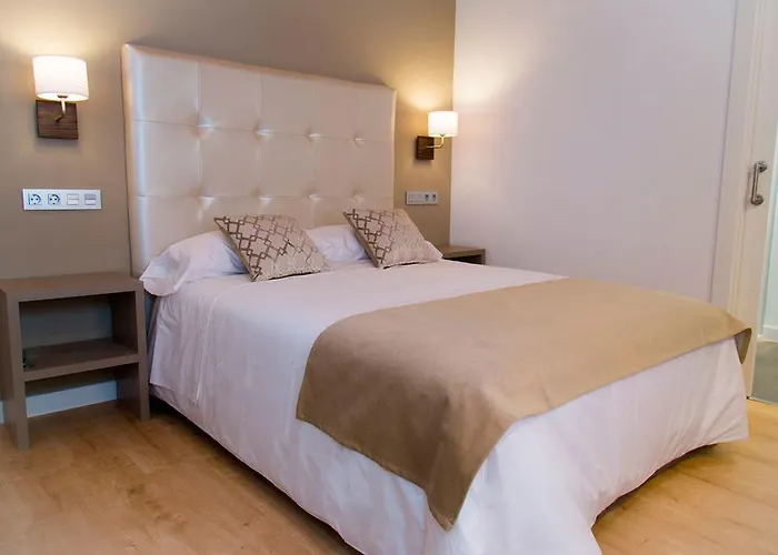 Hab Urban Hostel Segovia