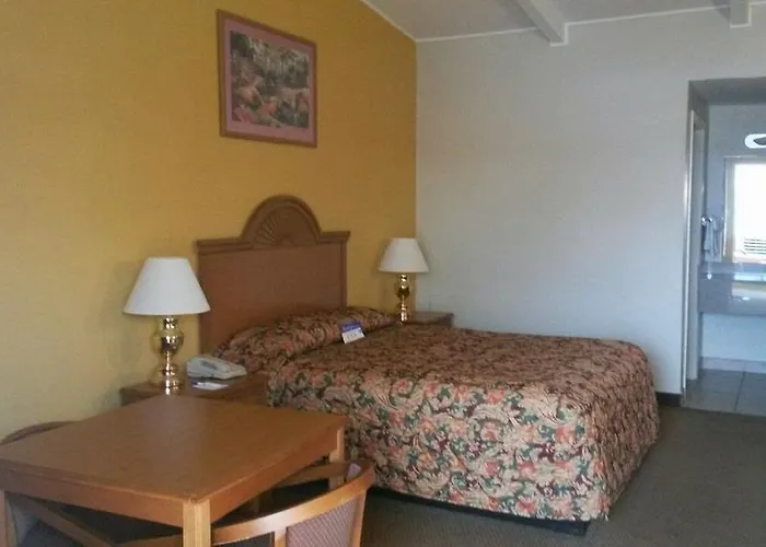 Americas Best Value Inn-Nacogdoches