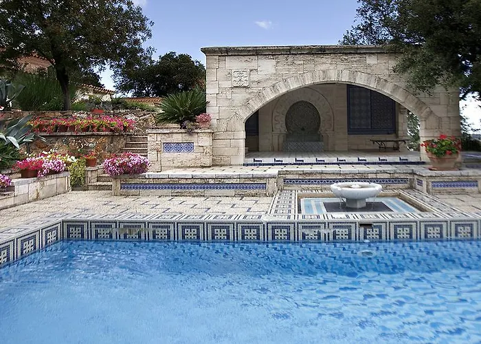 Hotel les arbousiers à Céret